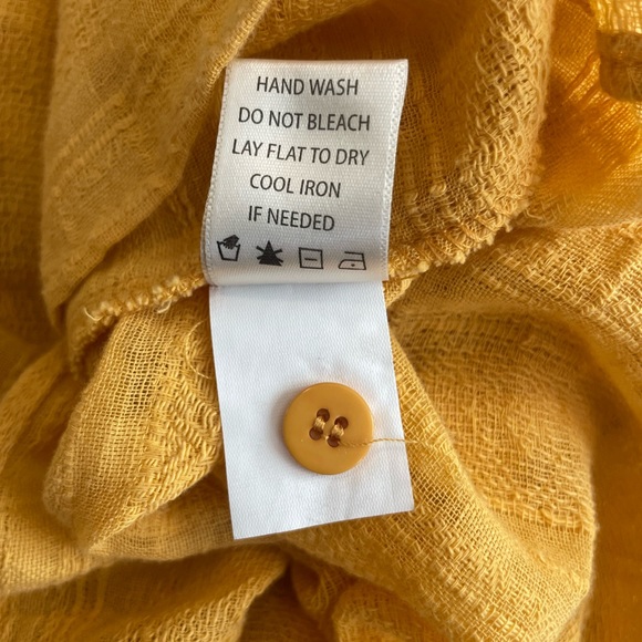 MaxStudio Golden Yellow Tank with Floral Lace Neckline - Size Small - Picture 5 of 6